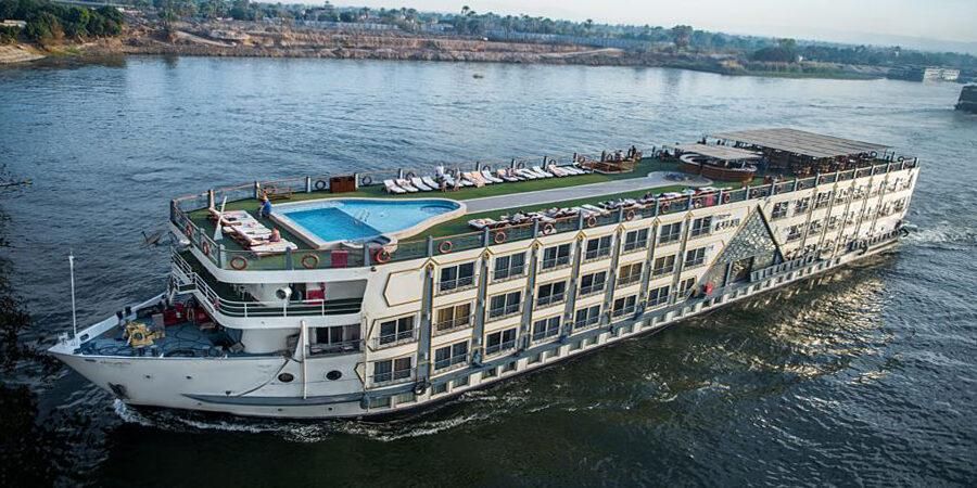 Nile Cruise Ex. Aswan (private tour))